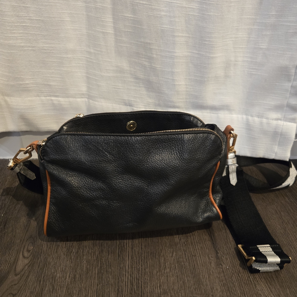 Stylish Black Leather Men's Bag